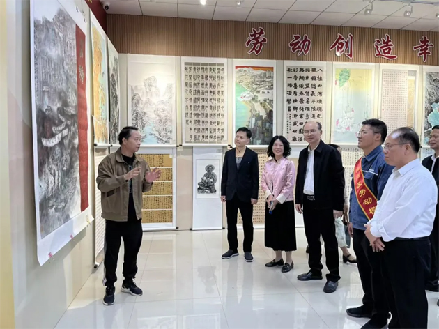 持續(xù)火爆！梧州這場職工書畫攝影展掀熱潮
